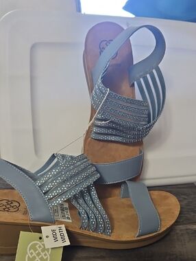 Daisy Fuentes Powder Blue Strappy Wedge Sandals